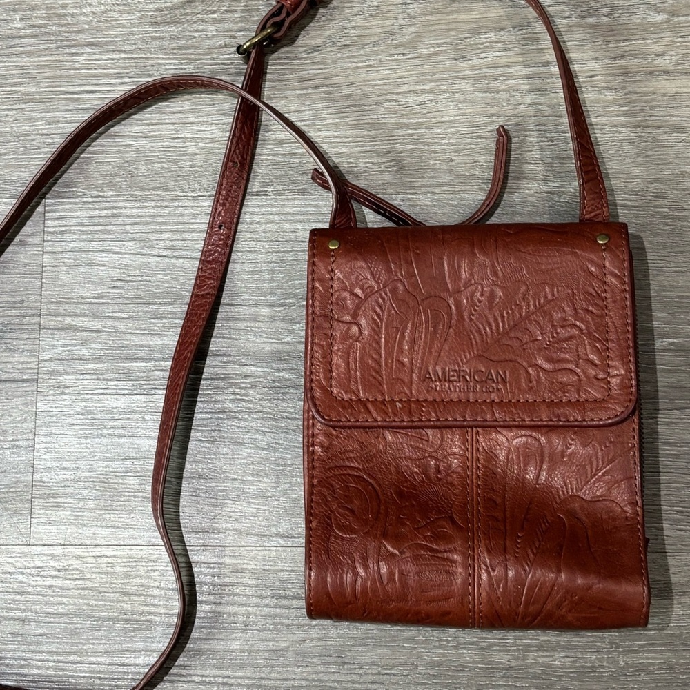 American Leather Co. Kinsley N/S Leather Crossbody Brandy Tooled